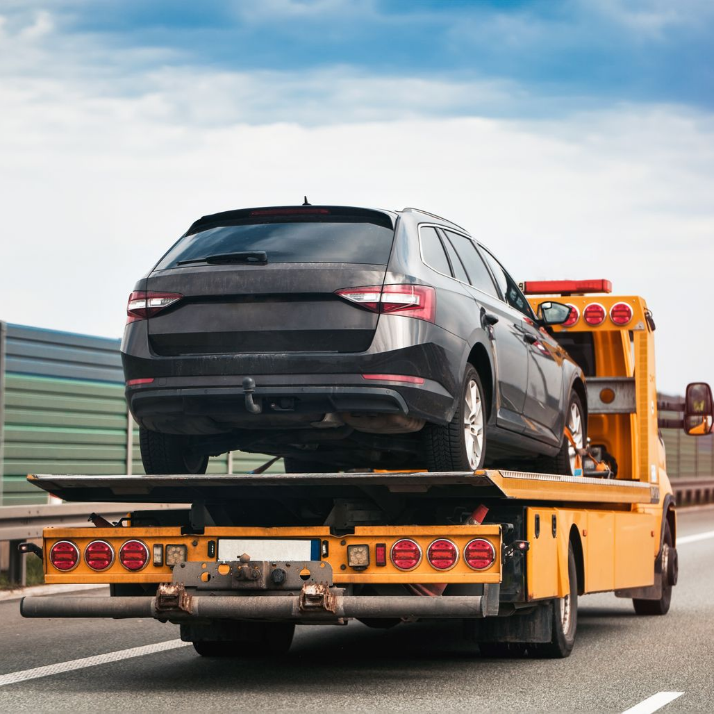 Un breack transporté sur la route