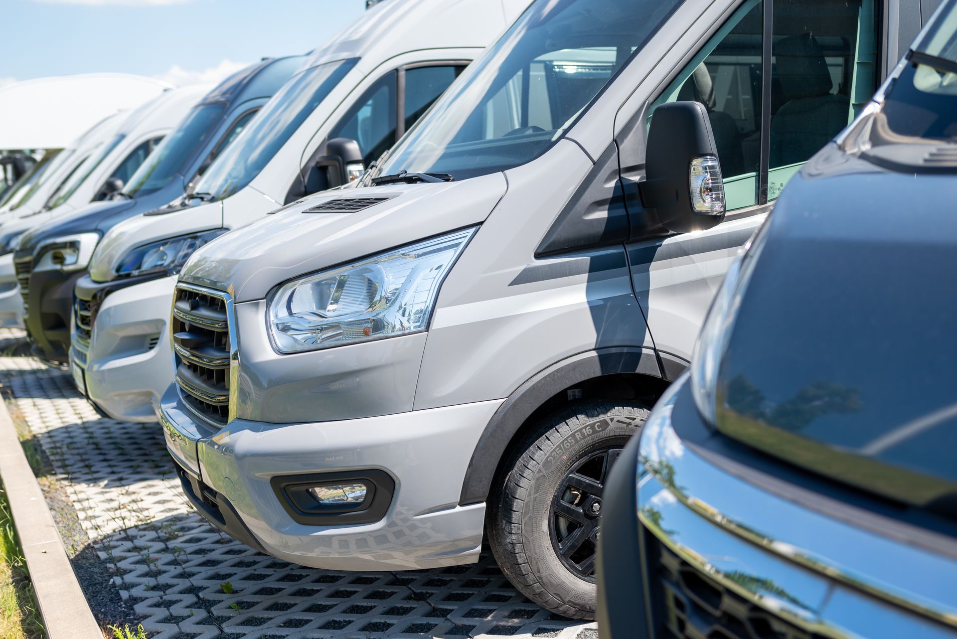 Avant de camping-cars à la vente