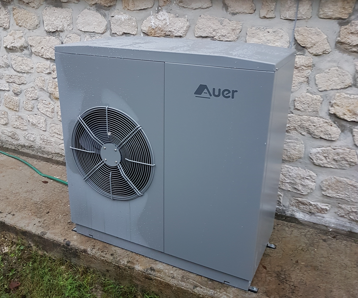 Pompe à chaleur grise