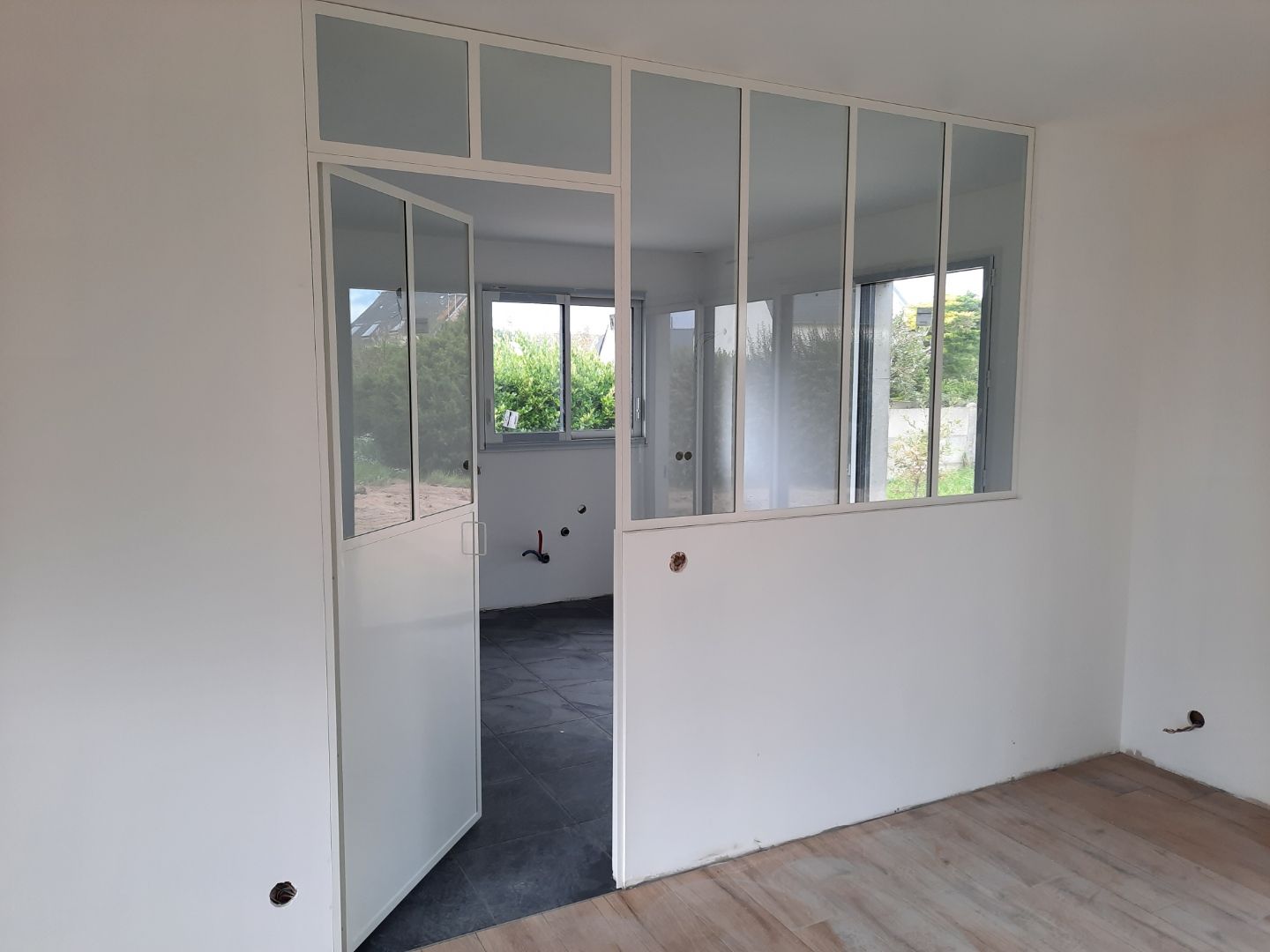 Verrière avec porte