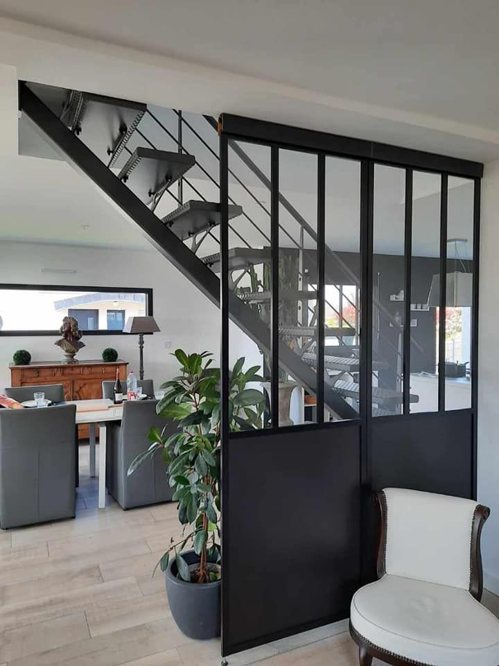 Verrière avec escaliers