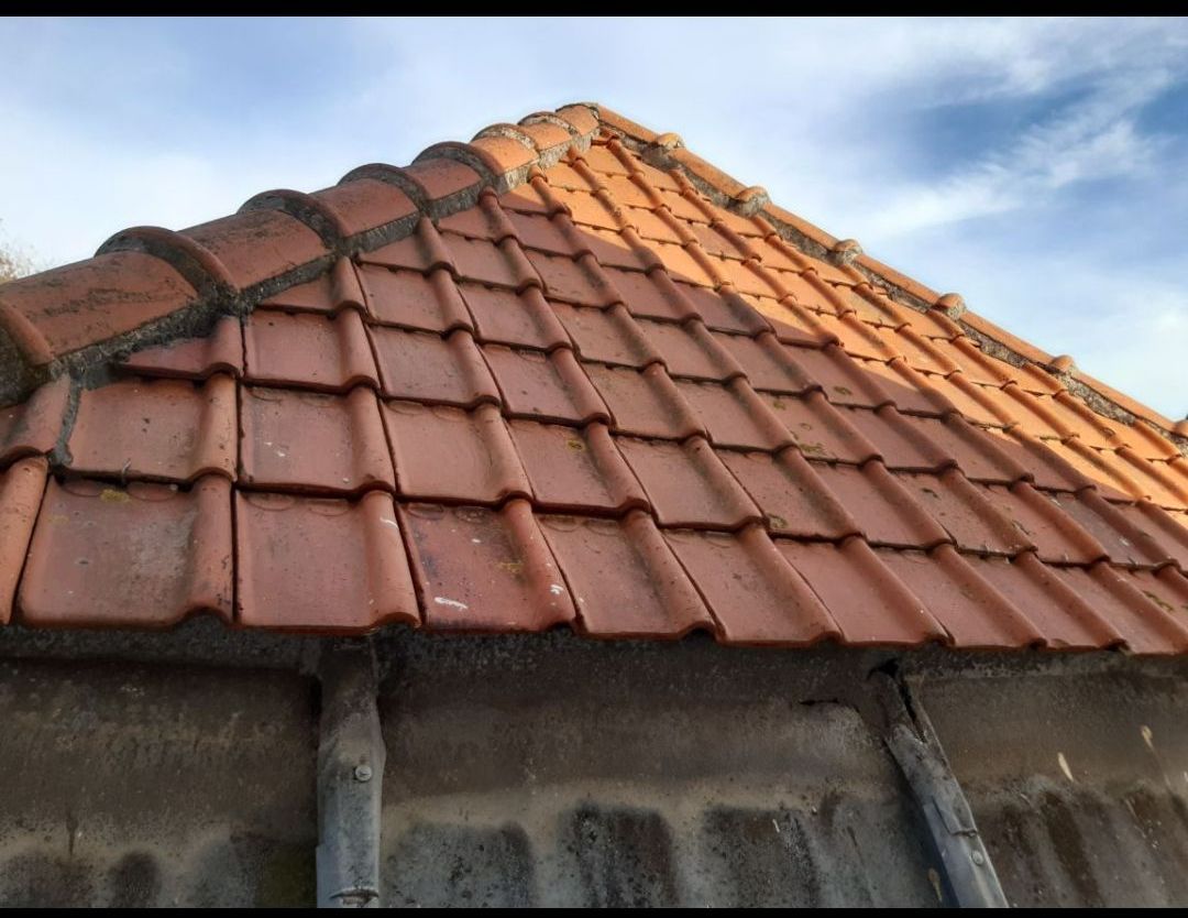 Toiture en tuiles d'une maison