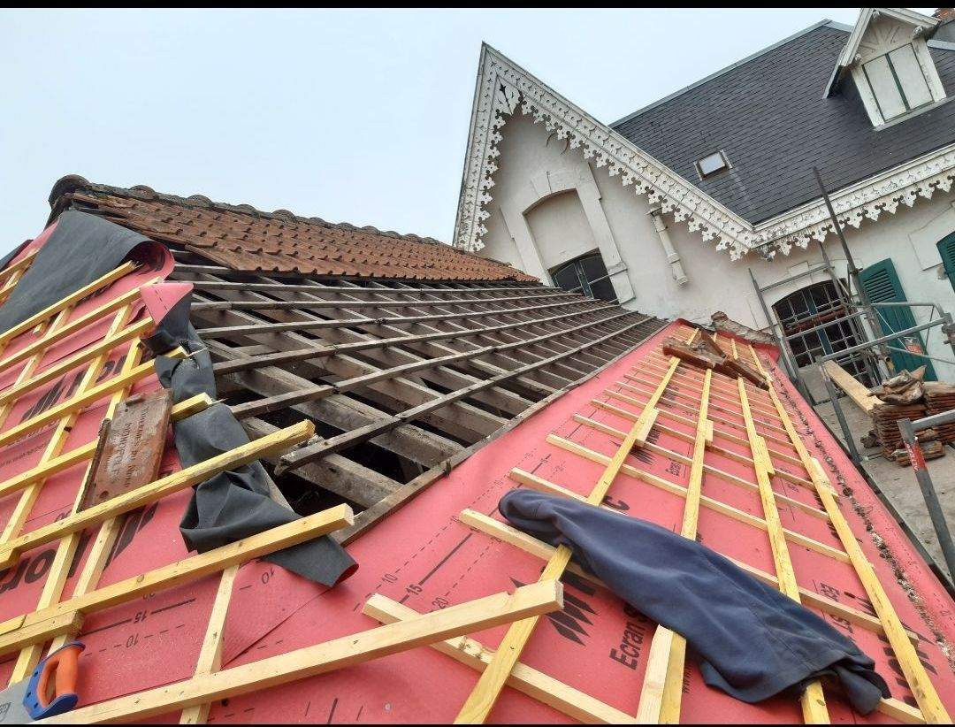 Toiture en cours de rénovation