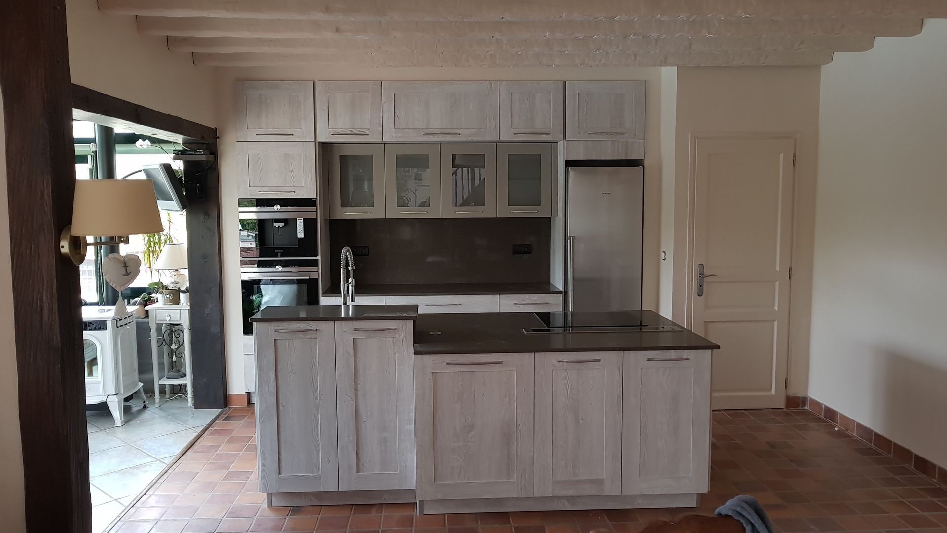 Cuisine en bois gris clair