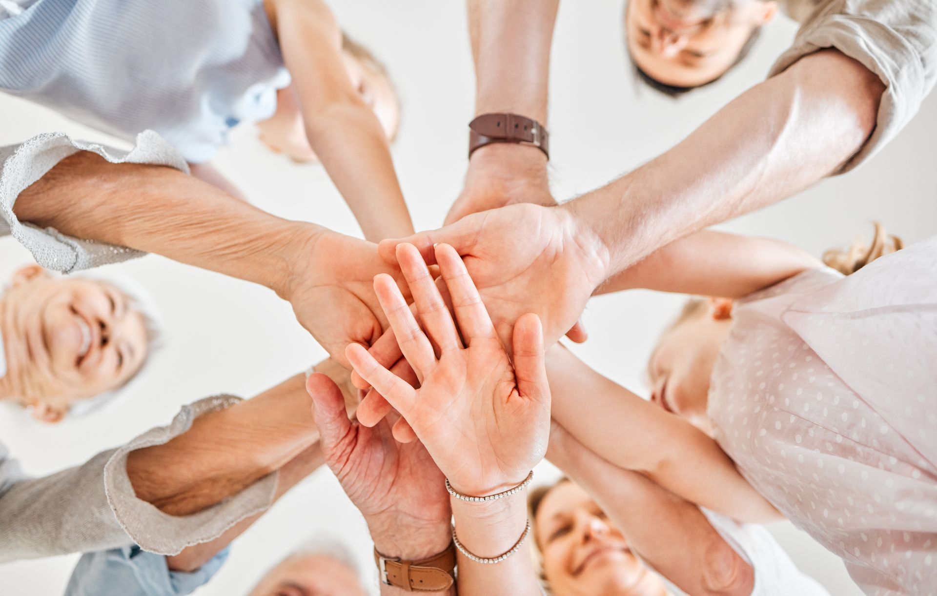 Luo Alt-tekstitunnisteet hakukoneoptimointia ja saavutettavuutta varten. 