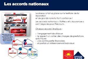 Diapositive de présentation sur Les accords nationaux avec une capture d'écran de site web, des logos et des puces détaillant les accords nationaux.