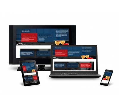 Site web affiché sur plusieurs appareils : desktop, ordinateur portable, tablette et smartphone. Design bleu et rouge.