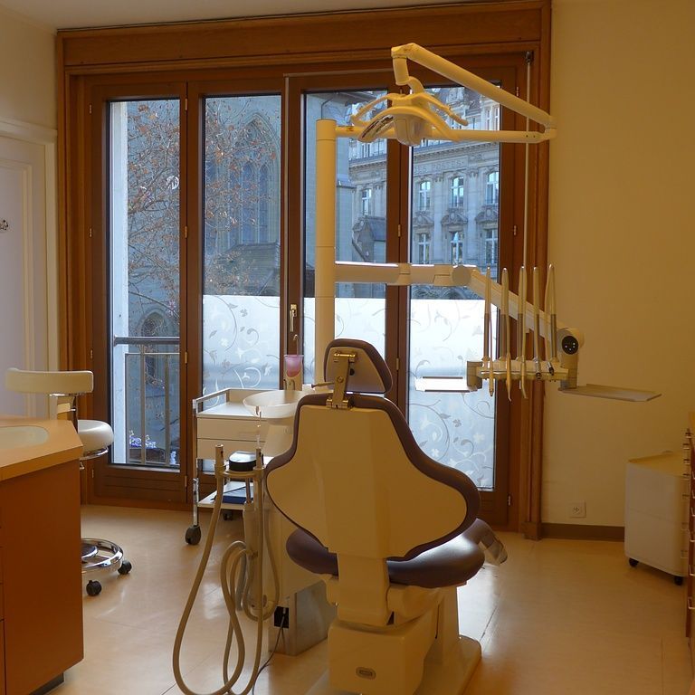 Docteur Gärdby Eva - détartrage dent