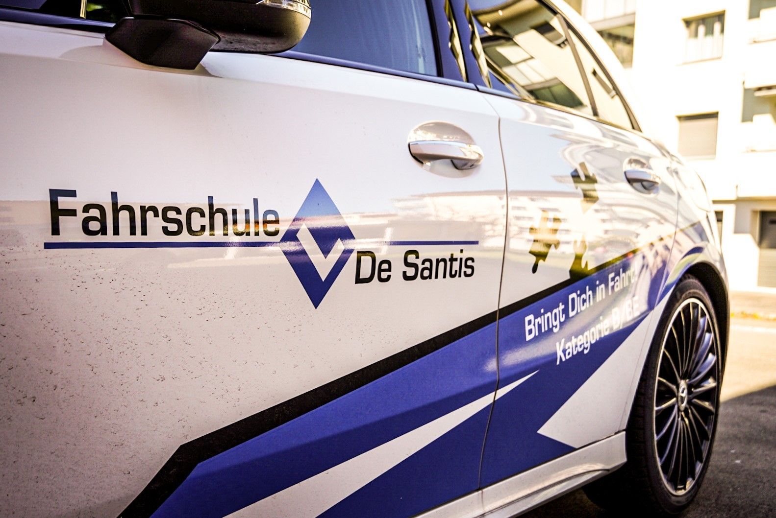 Fahrschule Schwyz | Giuseppe De Santis  