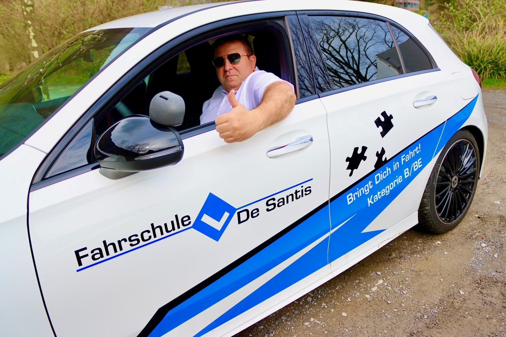 Fahrschule Schwyz | Giuseppe De Santis  