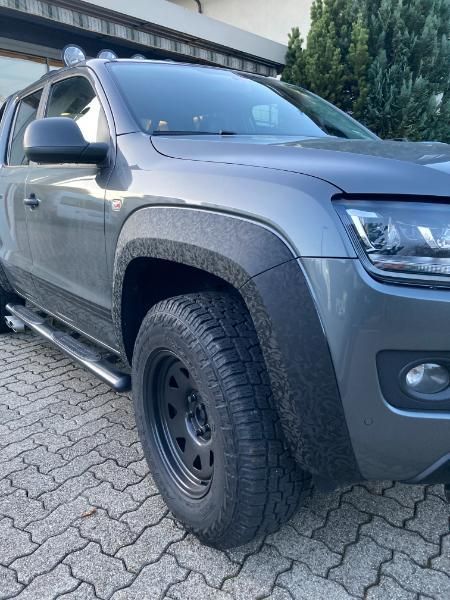 Fahrzeug mit Logo, Foto von Anschrift.ch Schöb