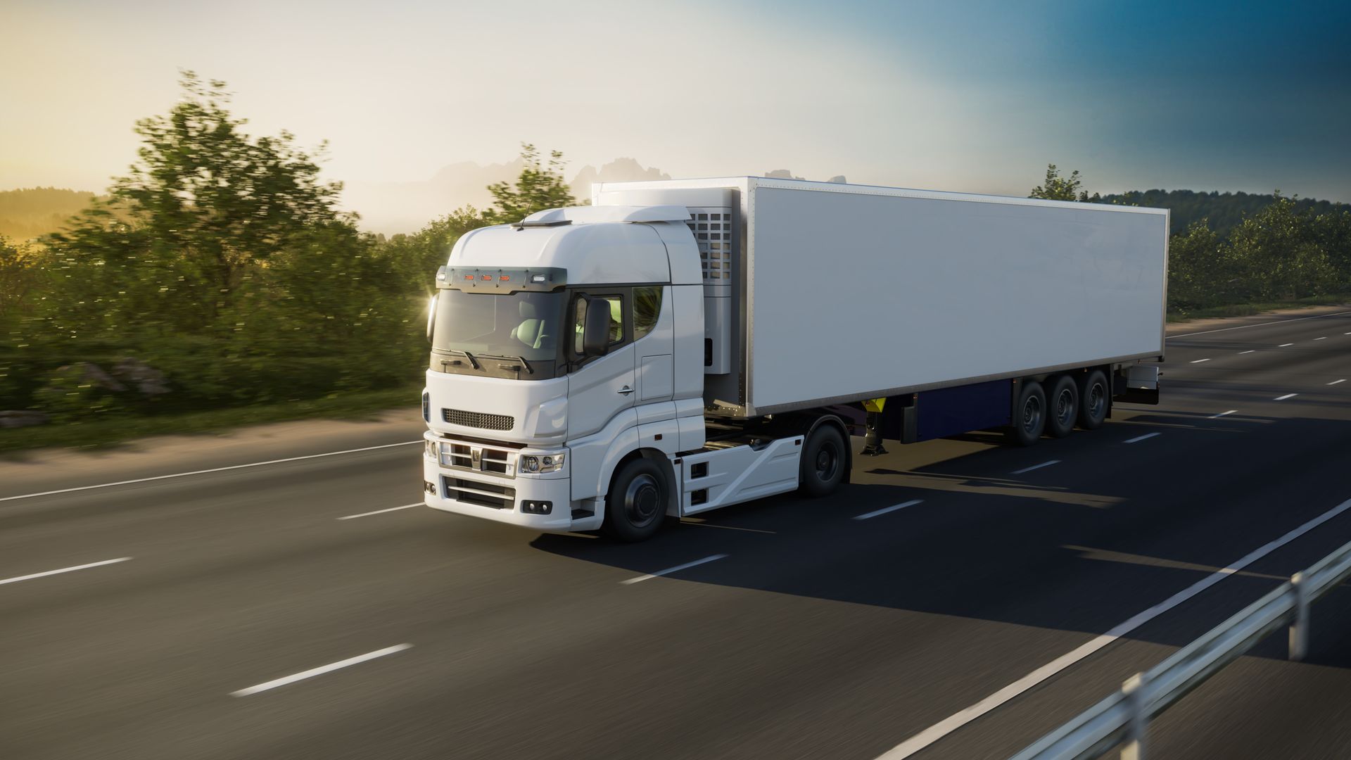 Camion semi-remorque blanc tirant une remorque fourgon sur une autoroute au crépuscule