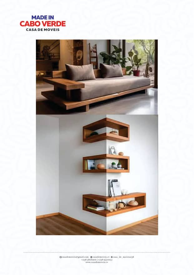 Um cartaz promocional para móveis de madeira Cabo Verde, apresentando um sofá baixo e prateleiras de canto de três níveis.