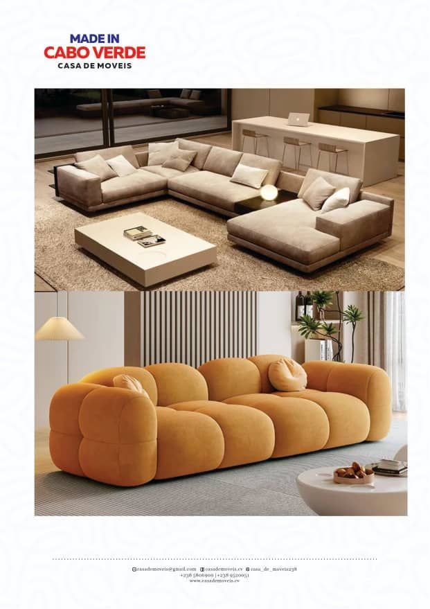 Duas fotos de sofás modernos