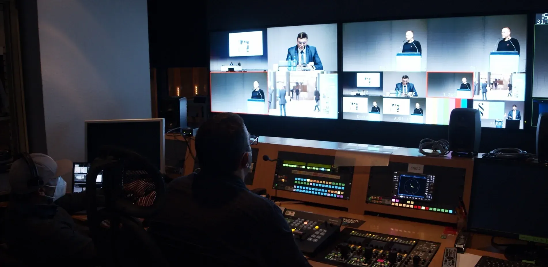 Livestreamproduktion mit Filmschere