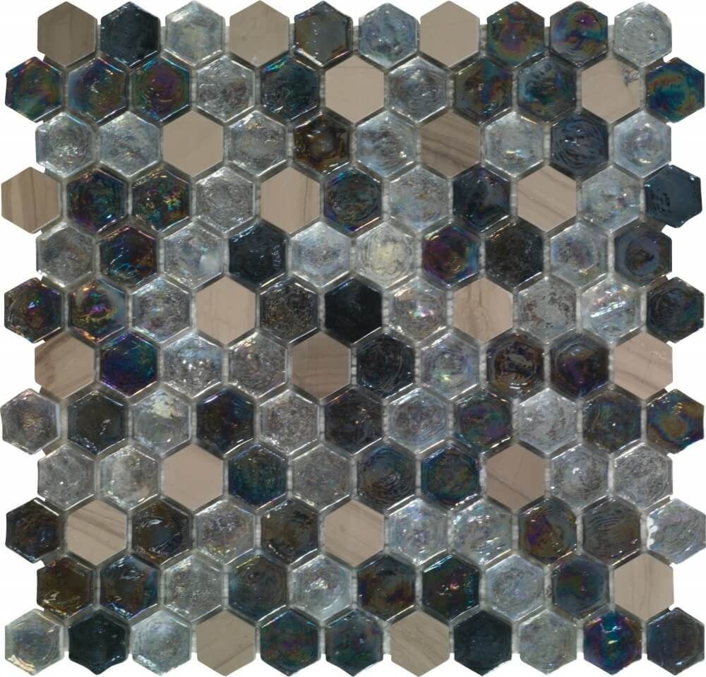 Mosaico hexagonal en tonos gris, plata y cobre.