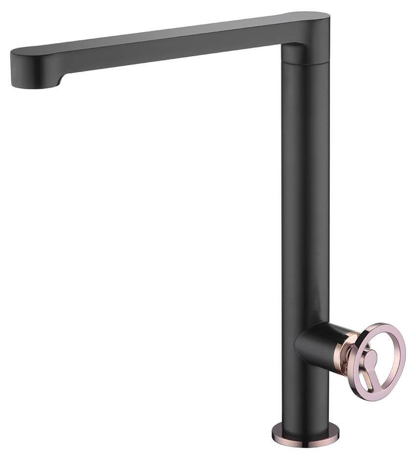 Grifo de cocina en color negro y oro rosa con caño alto y recto y manija circular.