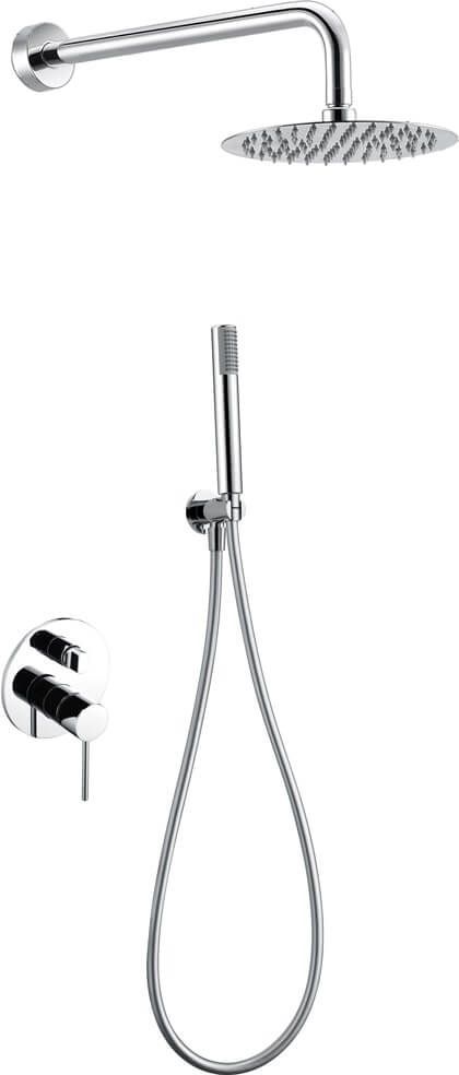 Cabezal de ducha cromado, brazo, ducha de mano y grifo con manija sobre un fondo blanco.