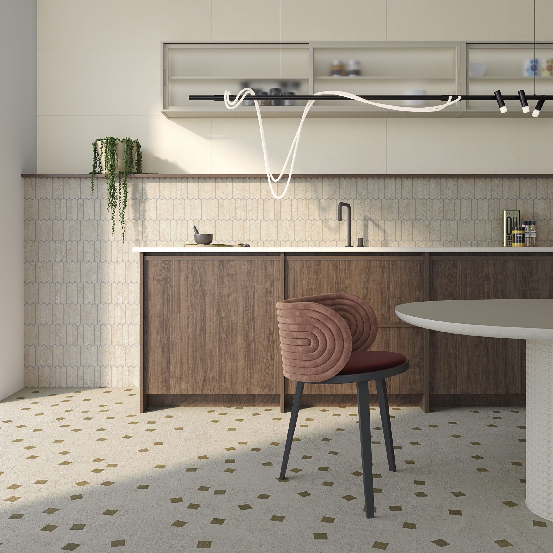 Interior de cocina moderna con gabinetes de madera, piso estampado y una silla única.