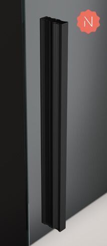 Manija negra en una puerta gris. Logotipo rojo-naranja con la letra