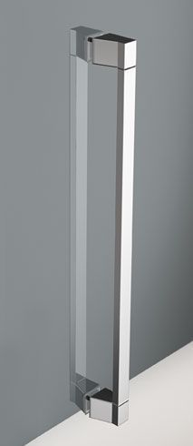 Manija de puerta de ducha cromada.