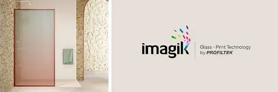 Baño con pared de ducha con patrón geométrico gris.