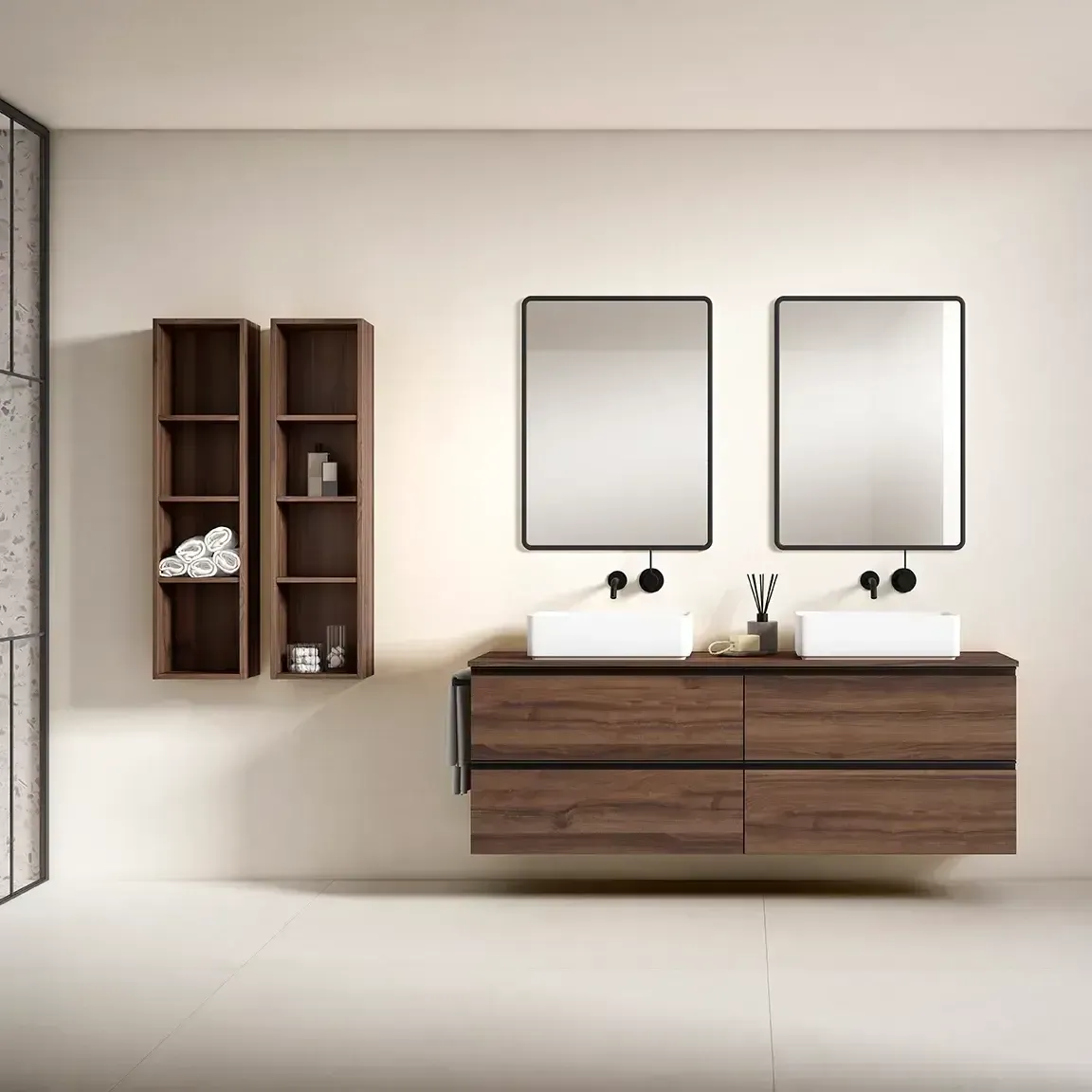 Baño moderno con tocador flotante de madera, lavabos, espejos y estanterías.