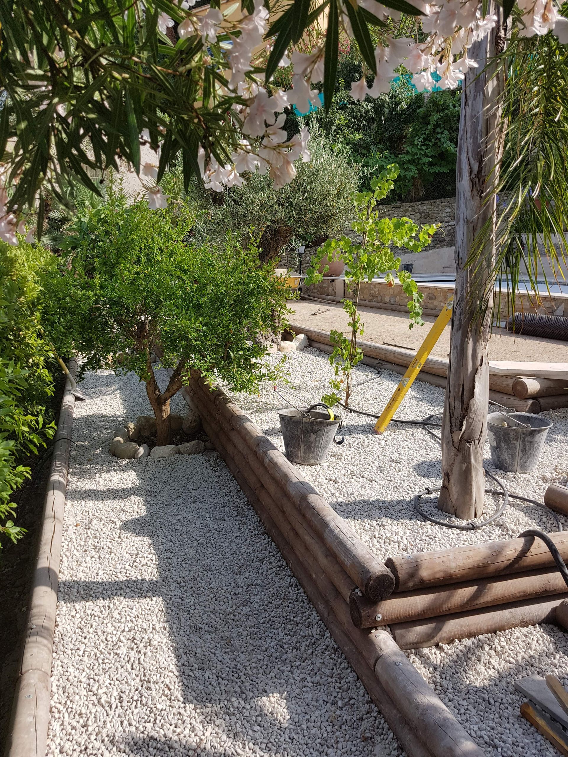 Création plage de piscine