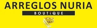 Logotipo de Arreglos Nuria Boutique sobre un fondo amarillo brillante con texto en blanco y negro.