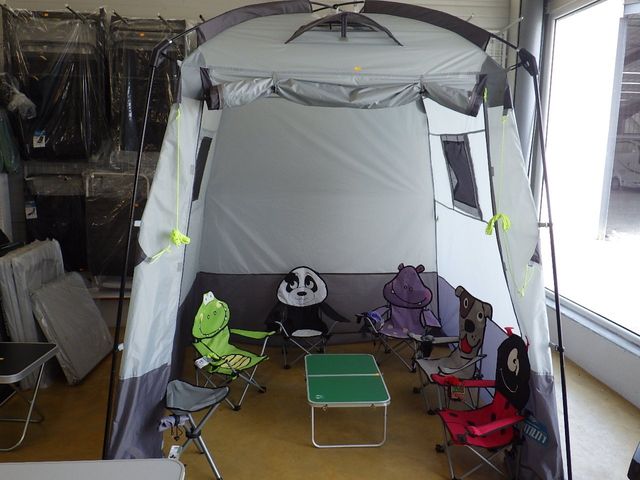 Pièces et accessoires de camping-car dans la ville de Pau