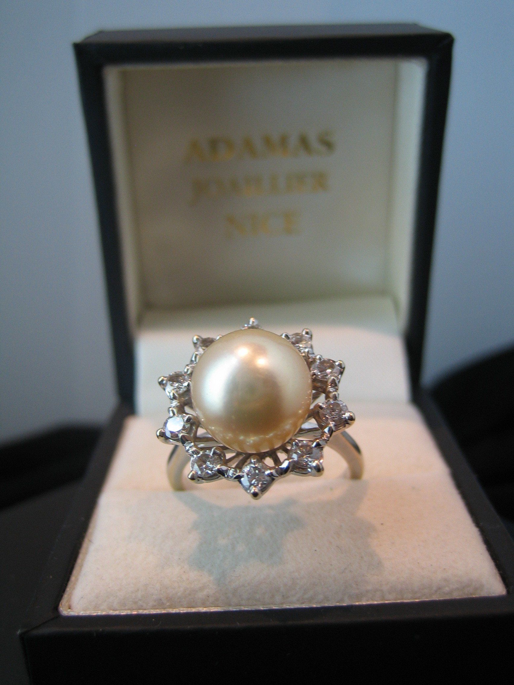 Bague en perles et diamants