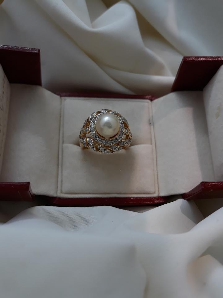 bague cabochon perle blanche