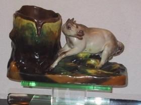 Jardinière en porcelaine.