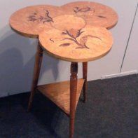 Petite table/console trilobée