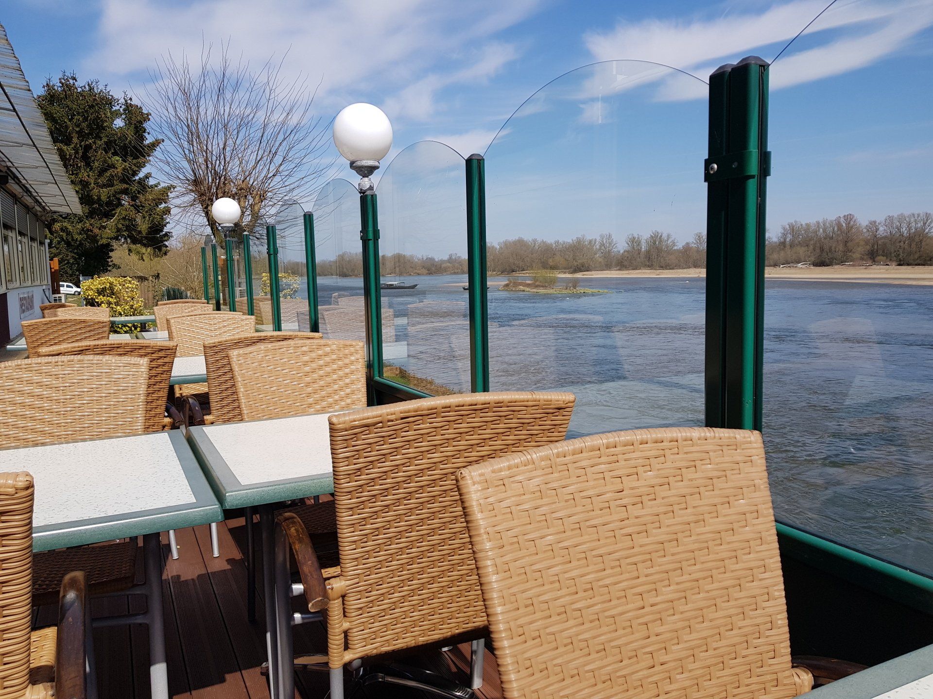 Terrasse au bord de la Loire