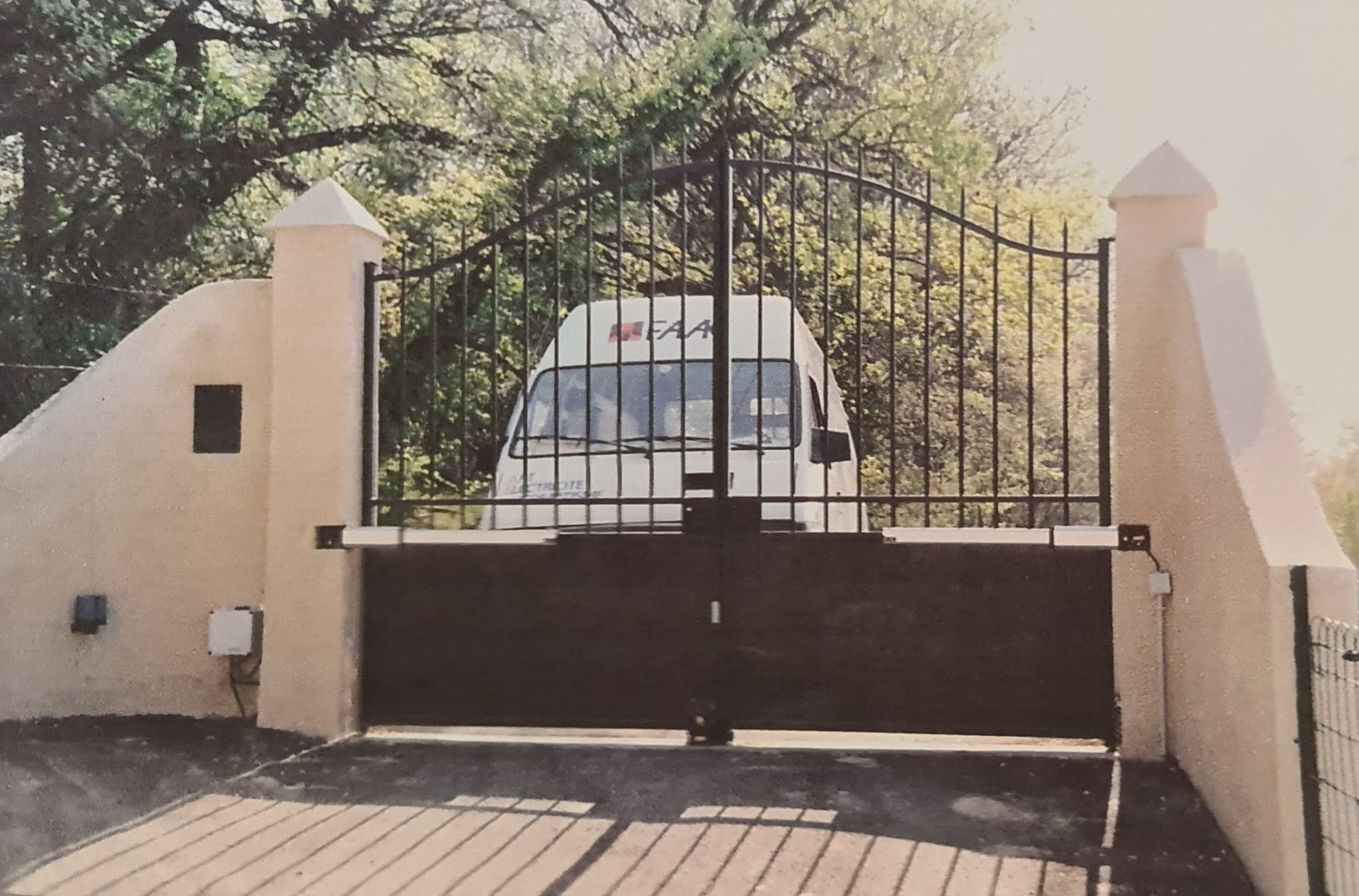 Archives portail et véhicule