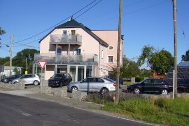 Autohaus Sachmann Meisterbetrieb der KFZ-Innung Inh. Jörg Göpner Haus
