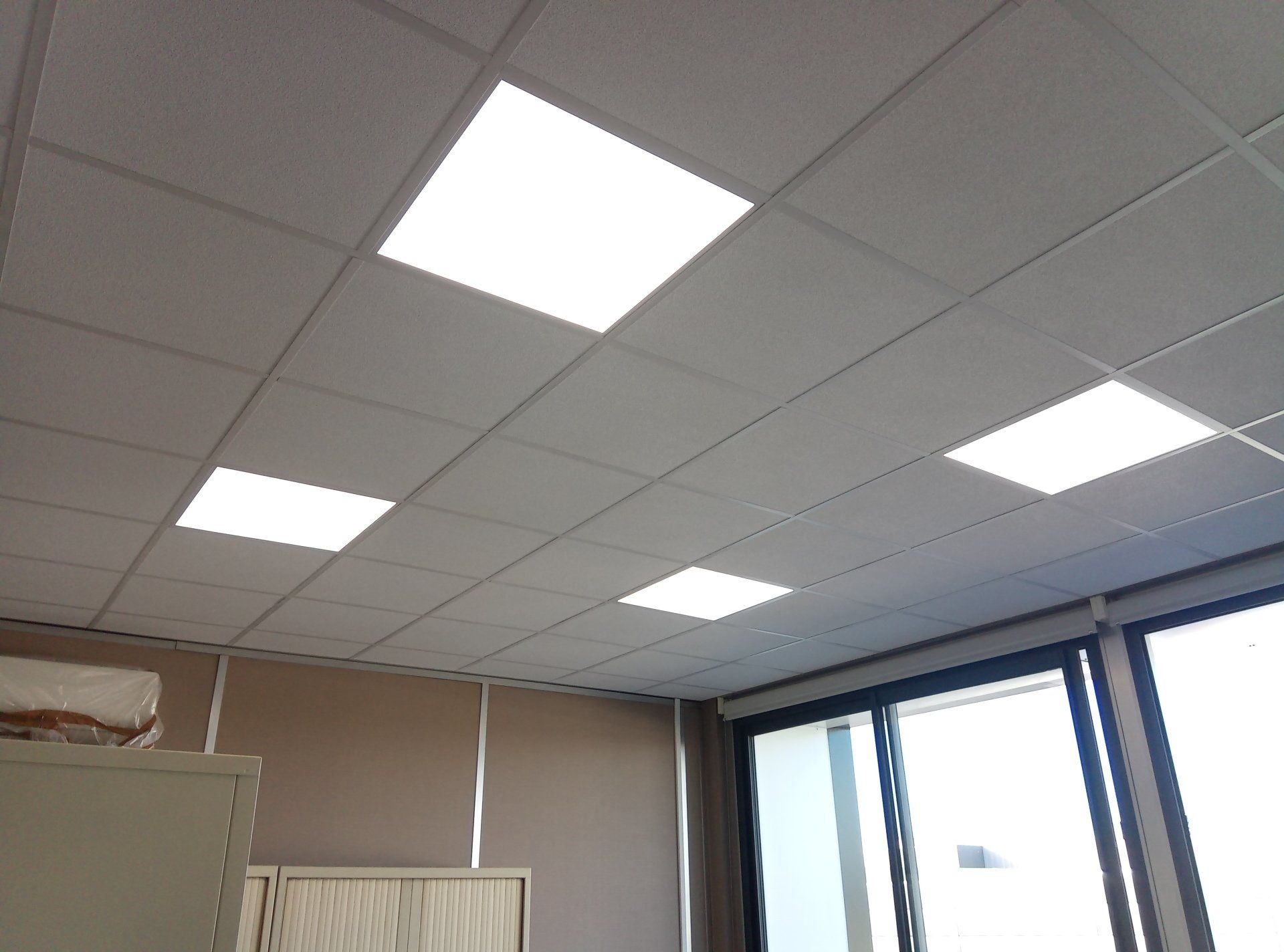 Pose de dalle lumineuse