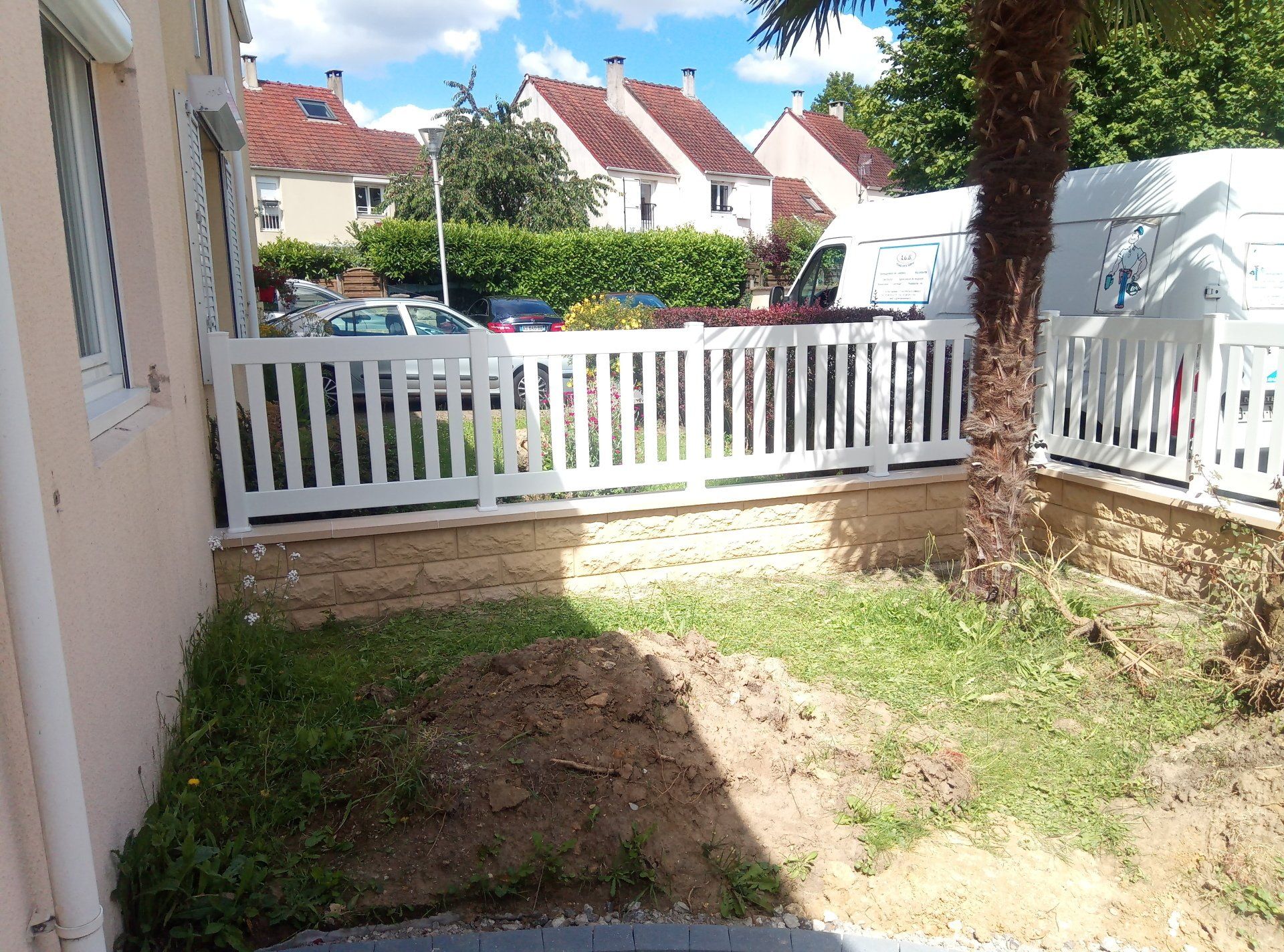 Pose de clôture en PVC