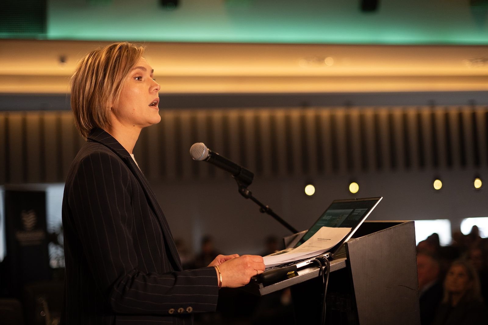 Kristrún Frostadóttir ávarpaði gesti á ráðstefnu um framtíðina á Bakka