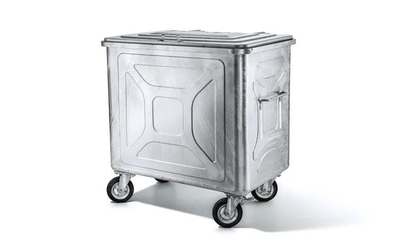 Metallcontainer auf Rädern.
