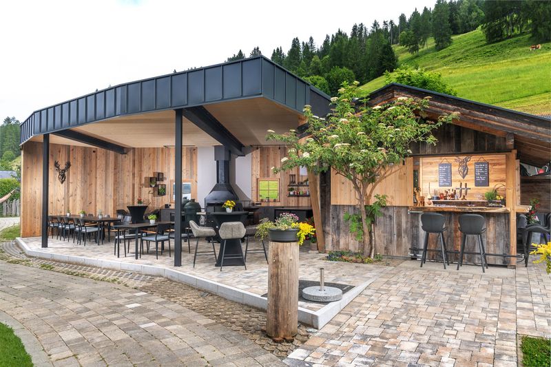 Grillstodl außen