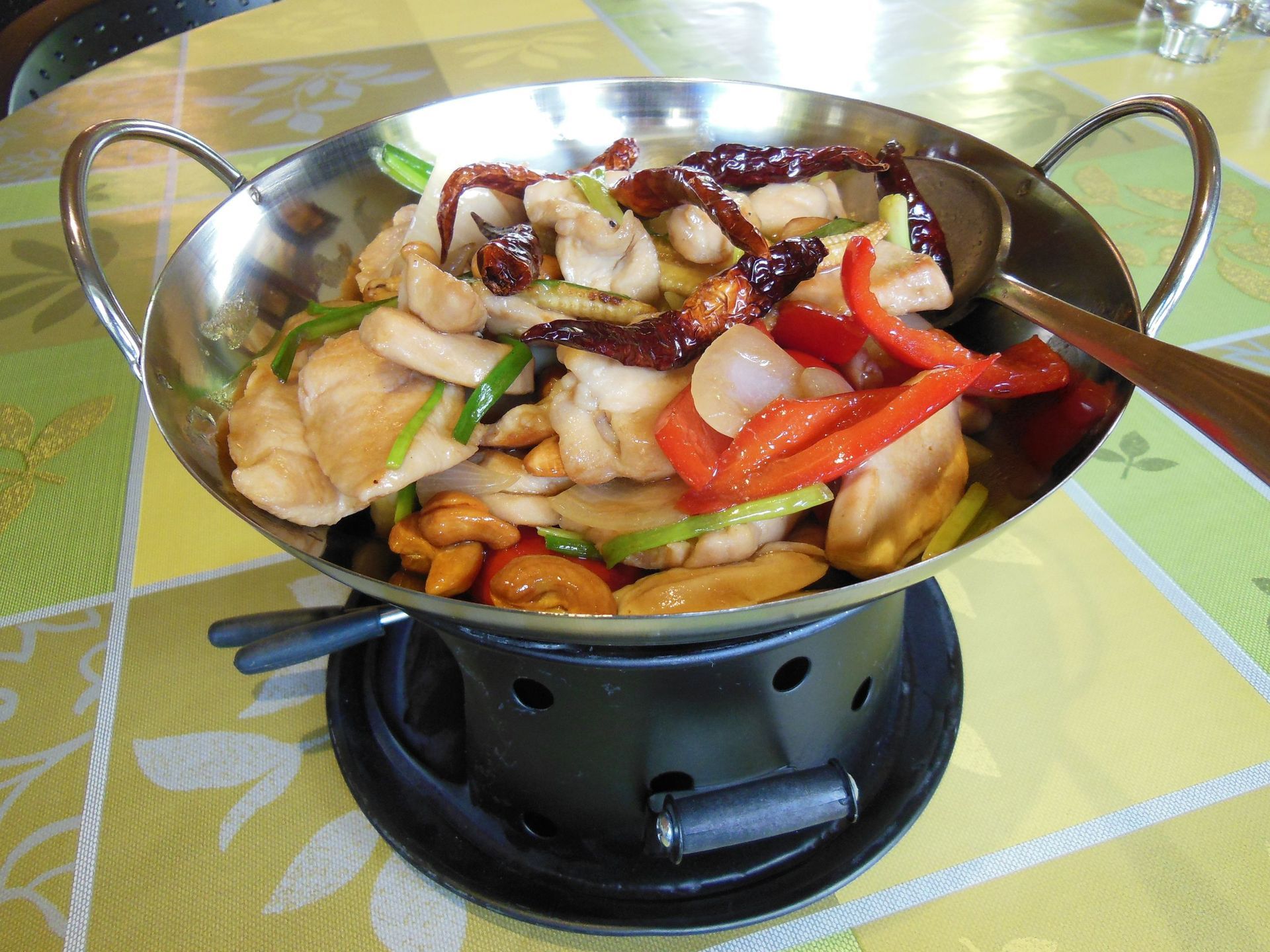 Asiatische Küche - Chawi's Malanser Stube - Malans GR