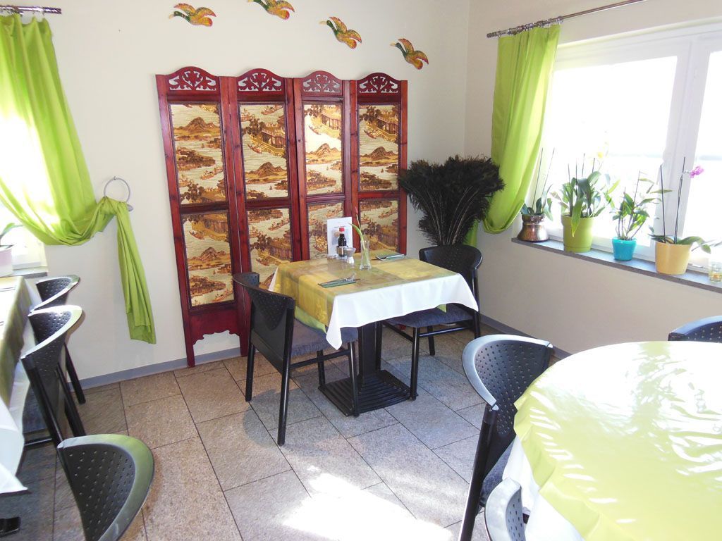 Restaurant innen - Chawi's Malanser Stube - Malans GR