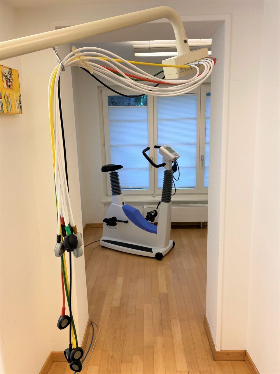 Praxisgemeinschaft Hochstrasser & Hess Behandlungszimmer