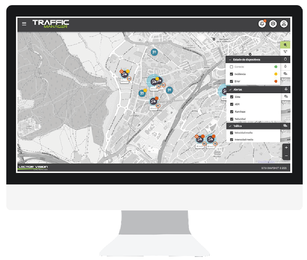 Monitor que muestra un mapa con superposiciones de datos de tráfico, incluyendo íconos que representan incidentes y una leyenda para filtrar datos.