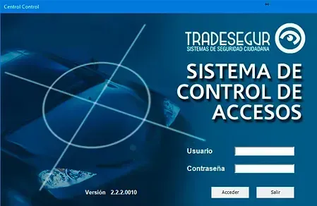Pantalla de inicio de sesión del sistema de control de acceso TradSegur. Fondo azul con logotipo y campos de texto para usuario y contraseña.