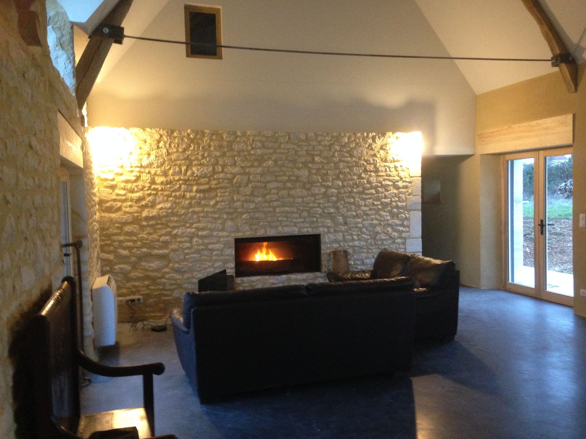 Salon avec cheminée