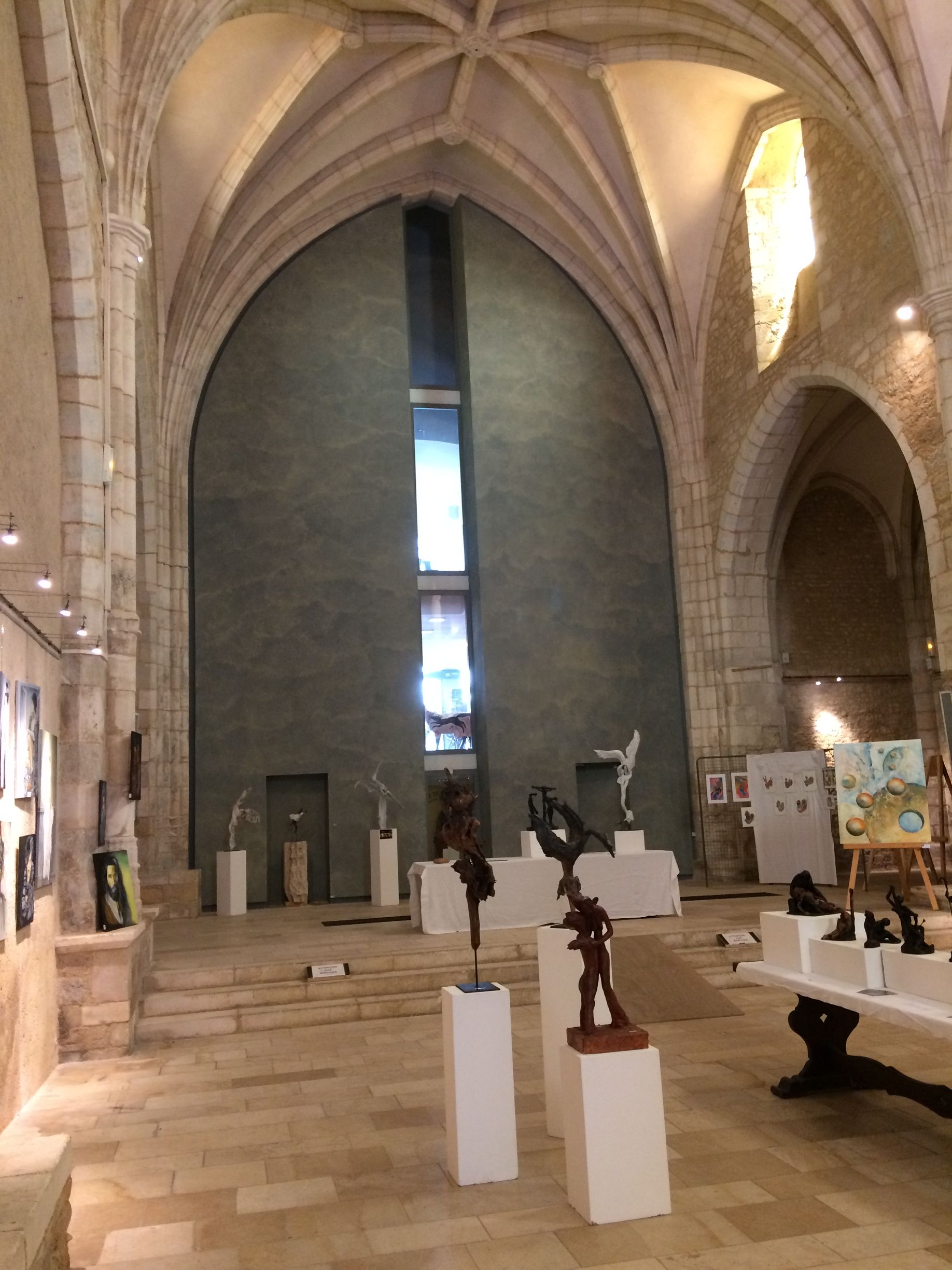 Intérieur de l'Office de tourisme Souillac après travaux