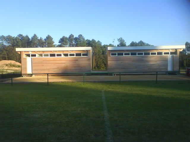 Arrière d'un vestiare sportif